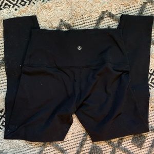 Black lulu lemon leggings